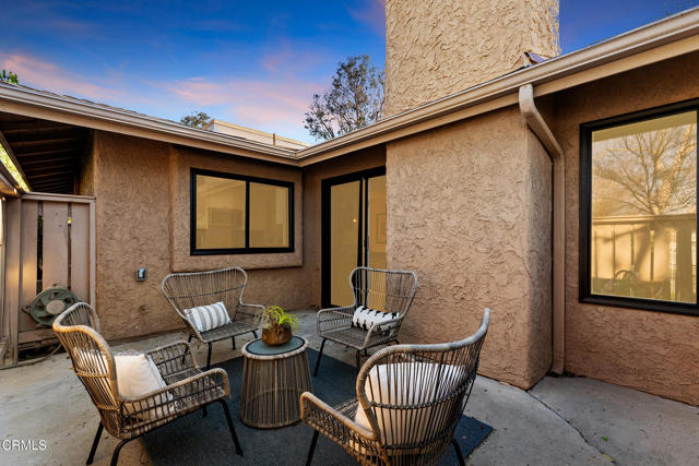 4490 Lubbock Drive, Simi Valley CA: https://media.crmls.org/mediaz/59971cc2-667b-491c-be12-05736bc794e1.jpg