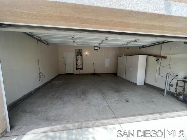 Image 11 of 13 For 27833 Almont Way