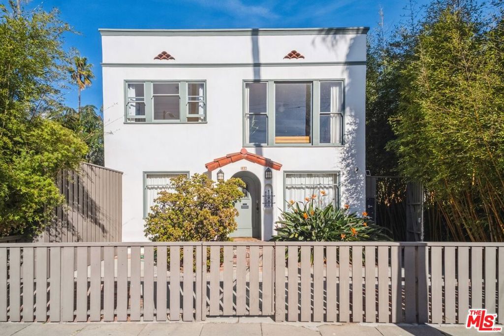 708 6th Ave