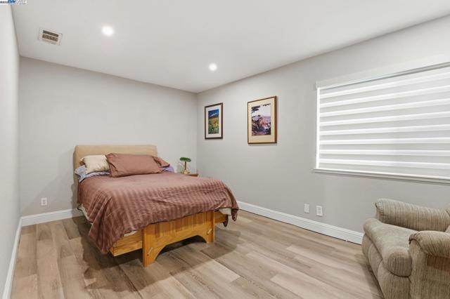 2891 Calle Reynoso, Pleasanton CA: https://media.crmls.org/mediaz/599861d6-1c3f-4c21-8f8e-a0455a83ec11.jpg