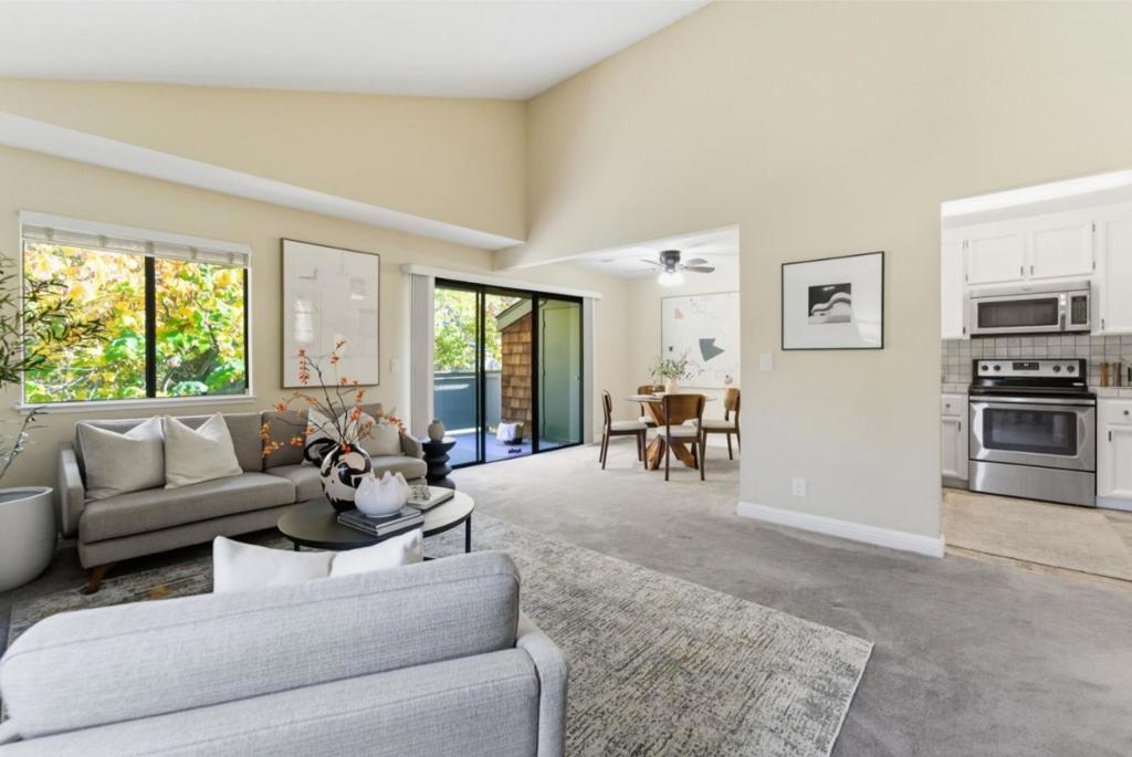 1913 La Terrace Circle