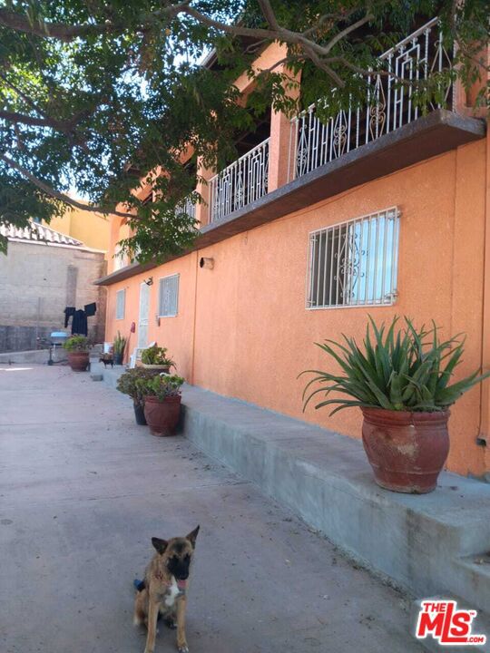7404 Monte Viva España, Colinas De Aragon, rosarito,  CA: https://media.crmls.org/mediaz/5999565d-38ed-4aaf-9172-fdbf53bcfc23.jpg