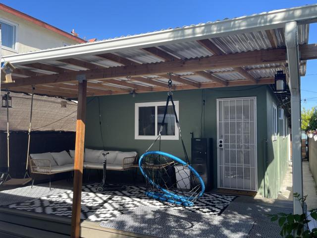 644 Buckeye Street, Redwood City CA: https://media.crmls.org/mediaz/599aac38-6d66-4620-aeed-ac0245b4e908.jpg