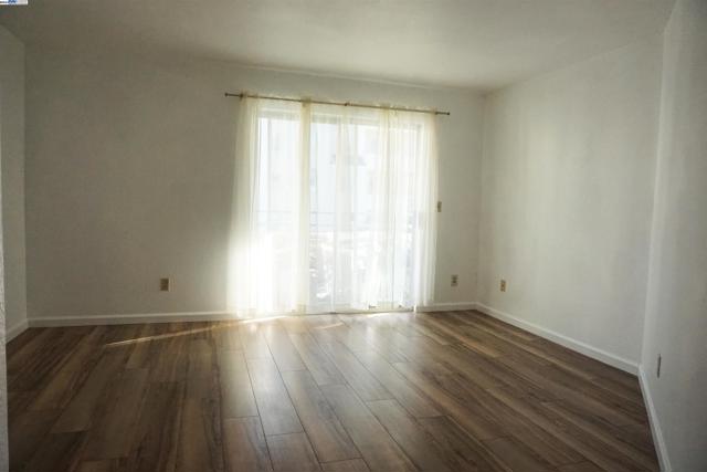 Image 6 of 12 For 535 Pierce  1317