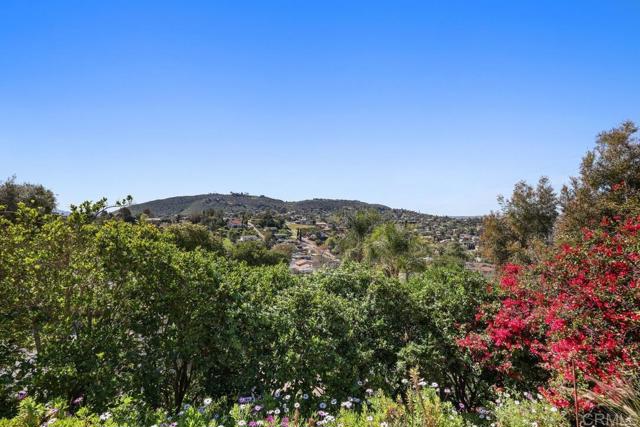 Image 3 of 58 For 12135 Los Amigos Way