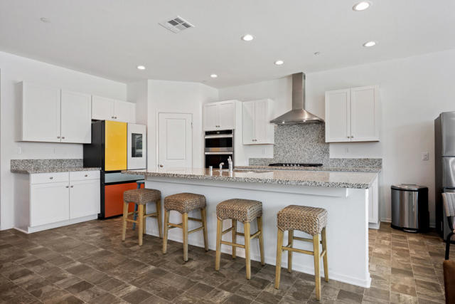 50656 Calle Cervantes, Coachella CA: https://media.crmls.org/mediaz/599db11f-42b3-4a8e-85d3-e5146dacc780.jpg