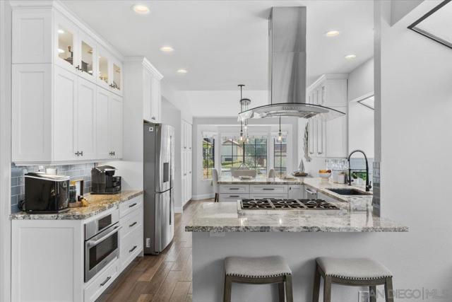 16263 Via Embeleso, San Diego CA: https://media.crmls.org/mediaz/599f7a82-b786-4b60-aed4-44f6069b8de0.jpg