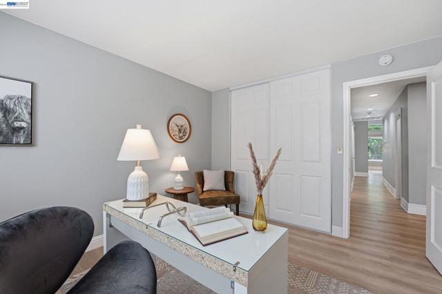 1782 Whitecliff Way, Walnut Creek CA: https://media.crmls.org/mediaz/59a07576-07a7-42c9-9ac2-39bb583aa049.jpg