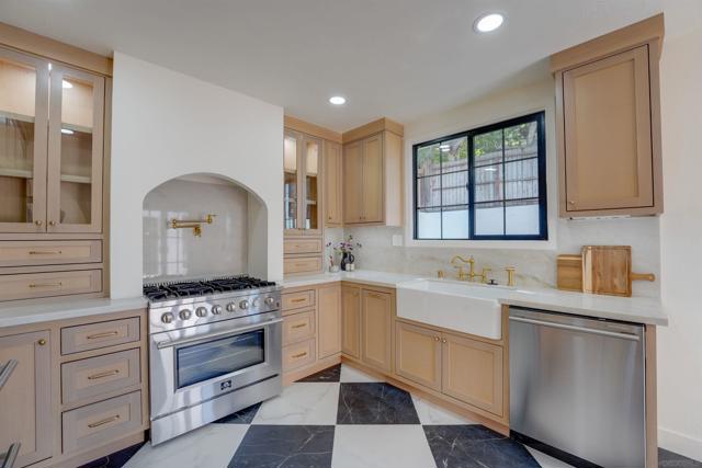 4388 HAWK STREET, San Diego CA: https://media.crmls.org/mediaz/59a087cf-5be3-4a83-a9fa-a3b8f150fe9e.jpg