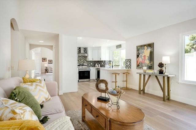 505 Drake Court, Foster City CA: https://media.crmls.org/mediaz/59a19a0a-5db9-4287-bfdb-0f12e1a24b5a.jpg