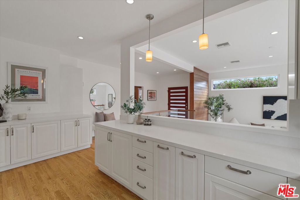 MLS #25602111 image #8