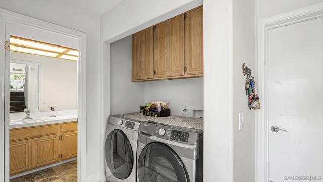 24249 Sargeant Rd, Ramona CA: https://media.crmls.org/mediaz/59a3d588-a586-4f13-b997-fc7b233a85b2.jpg