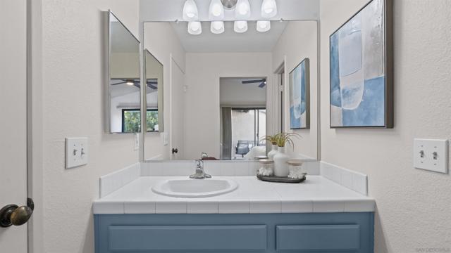 3633 Avocado Village Ct, La Mesa CA: https://media.crmls.org/mediaz/59a3dd42-3d2e-4c00-96a8-a1e71d7f6ddb.jpg