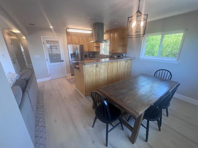 908 Bancroft Ave, Half Moon Bay CA: https://media.crmls.org/mediaz/59a45d53-ad0b-457f-93dd-d8984b5a9a3d.jpg