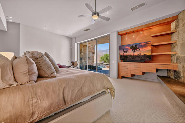 9 Rockcrest, Rancho Mirage CA: https://media.crmls.org/mediaz/59a4c444-679d-4db1-a381-f6256c9f2dc6.jpg