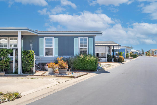 Detail Gallery Image 3 of 37 For 5540 W 5th St #126,  Oxnard,  CA 93035 - 3 Beds | 2 Baths