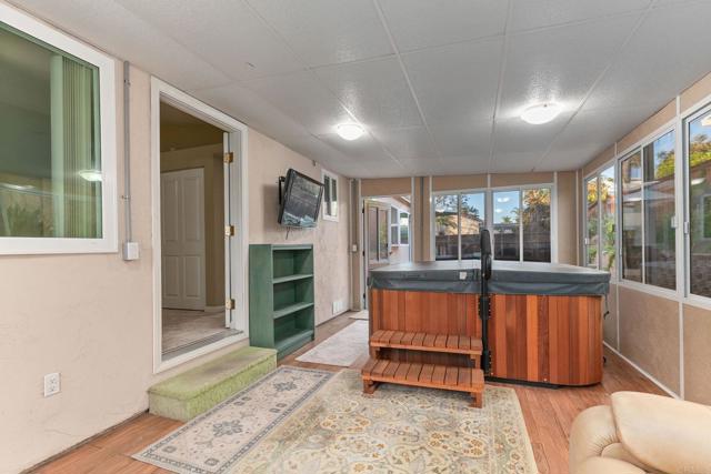 2132 Savona Court, Vista CA: https://media.crmls.org/mediaz/59a73a21-40ab-40eb-aa4a-c3059197e15d.jpg