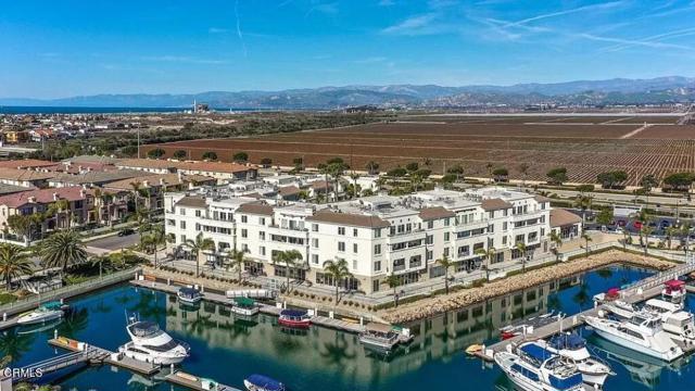 4346 Tradewinds Drive, Oxnard CA: https://media.crmls.org/mediaz/59a875e4-f23a-4582-9a09-47787f917429.jpg
