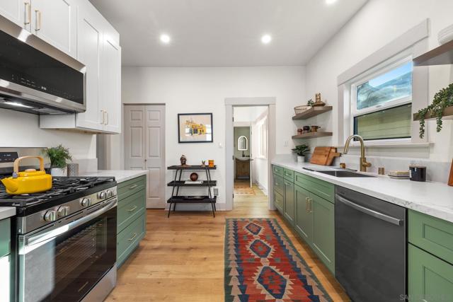 1203 N Normandie Ave, Los Angeles CA: https://media.crmls.org/mediaz/59a8d98b-bf81-4ae8-b9ec-579f67966a4a.jpg