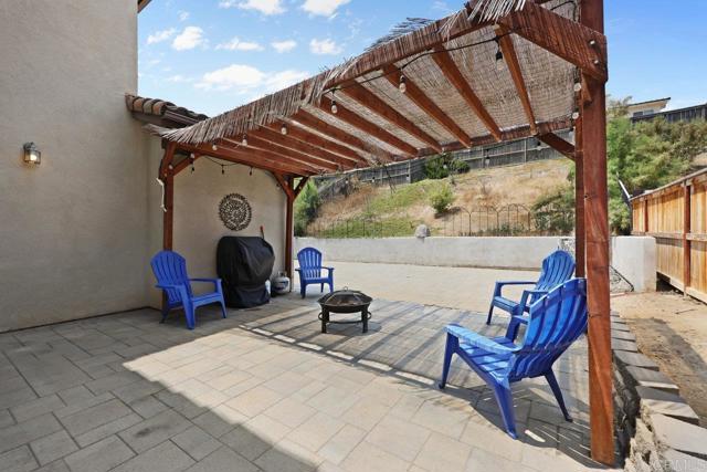 Detail Gallery Image 20 of 42 For 1546 Quiet Trail Dr, Chula Vista,  CA 91915 - 3 Beds | 2/1 Baths
