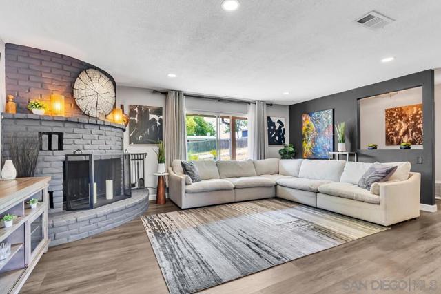 9217 Riverview Ave, Lakeside, California 92040, 3 Bedrooms Bedrooms, ,2 BathroomsBathrooms,Single Family Residence,For Sale,Riverview Ave,250027346SD