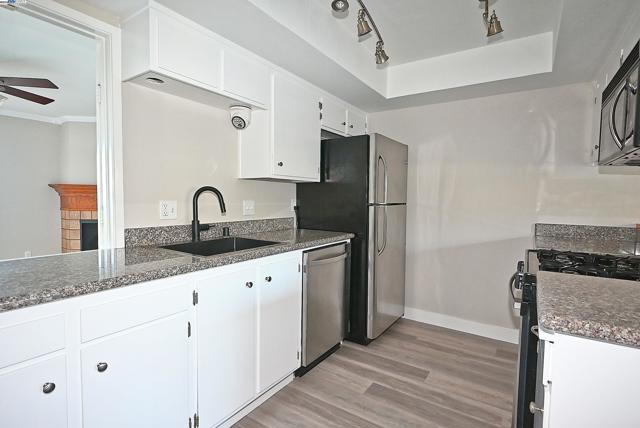 19100 Crest Ave, Castro Valley CA: https://media.crmls.org/mediaz/59ac1d54-ca8f-4152-a172-52ccdfed2ce5.jpg