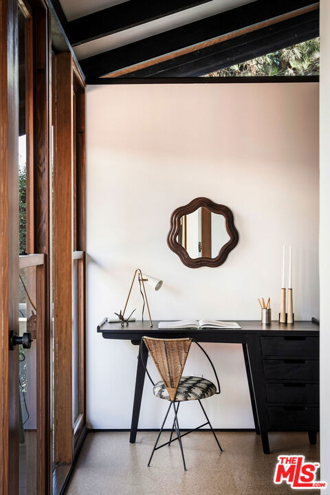 2050 La Fremontia Street, South Pasadena CA: https://media.crmls.org/mediaz/59ace66e-afb8-42db-83f8-25d3da30db26.jpg