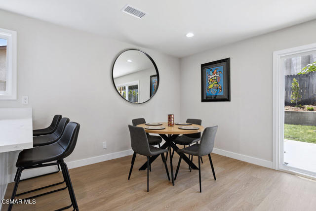 5704 Katherine Street, Simi Valley CA: https://media.crmls.org/mediaz/59ae5a90-ca9a-4dc7-a1b2-8735cb76547f.jpg