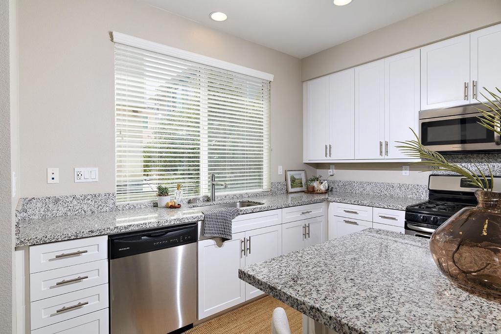 11313 Zapata Ave - photo 10