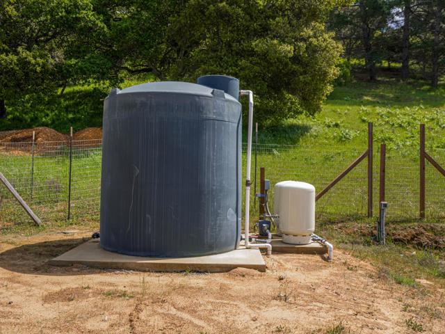 20150 Tarawild Court, Prunedale CA: https://media.crmls.org/mediaz/59aff0c5-84c4-43bc-8435-8ed218b36fc6.jpg