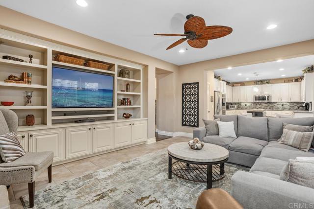 Detail Gallery Image 15 of 58 For 1122 via Vera Cruz, San Marcos,  CA 92078 - 5 Beds | 3 Baths