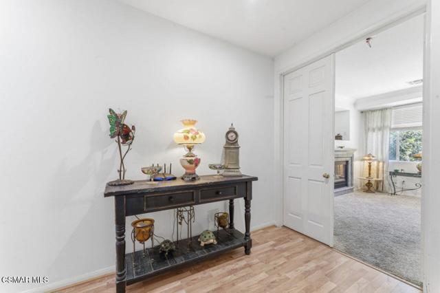 25 Humboldt Street, Simi Valley CA: https://media.crmls.org/mediaz/59b1279f-8013-4138-9183-566624d56f1f.jpg