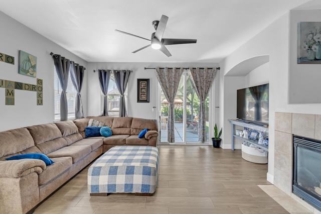 17753 Wheat Field Street, Lathrop CA: https://media.crmls.org/mediaz/59b1ae5f-d946-4c5e-b558-52da614f471a.jpg