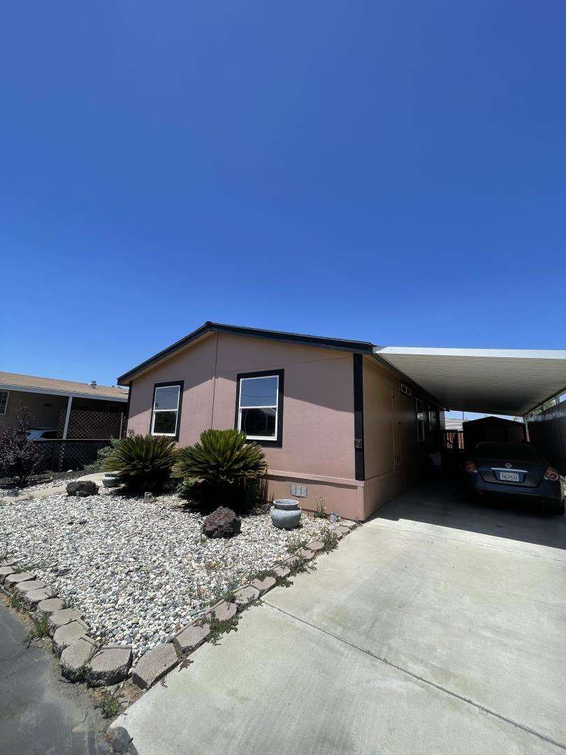1505 La Perla Dr