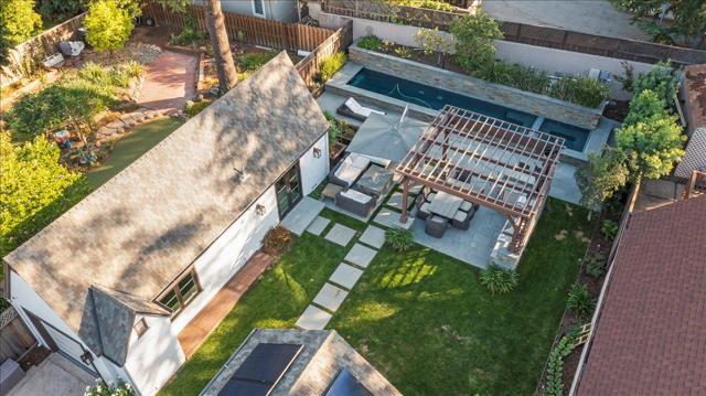 16760 Magneson Loop, Los Gatos CA: https://media.crmls.org/mediaz/59b234ba-1be7-40dc-9c08-e5f6eb9eb9a3.jpg