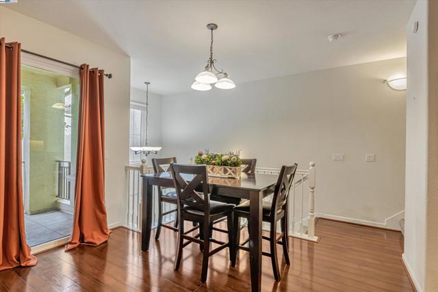 Image 13 of 34 For 4380 Fitzwilliam St