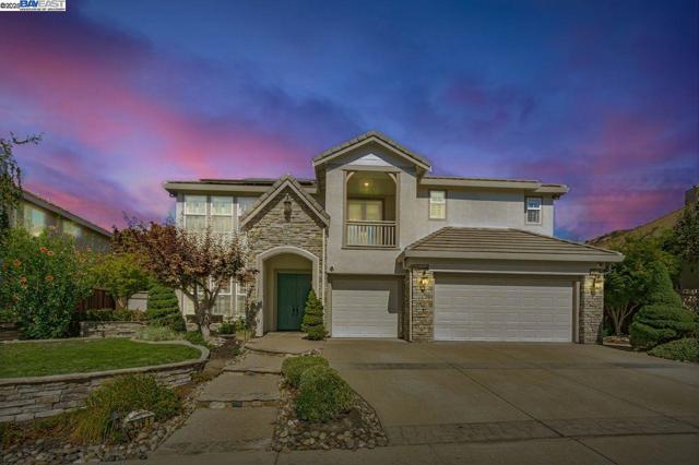 5391 Fernbank Dr, Concord CA: https://media.crmls.org/mediaz/59b3bf7e-d9d0-4975-b7c5-dde799d8bf7c.jpg