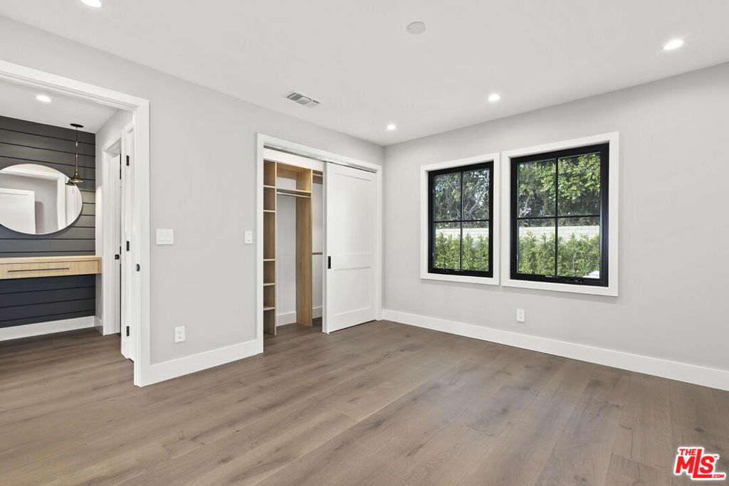 MLS #26856131 image #14
