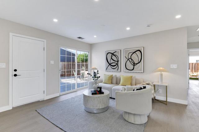 42948 Applewood Street, Fremont CA: https://media.crmls.org/mediaz/59b512aa-89a9-4095-97c0-a86bb7a8d475.jpg
