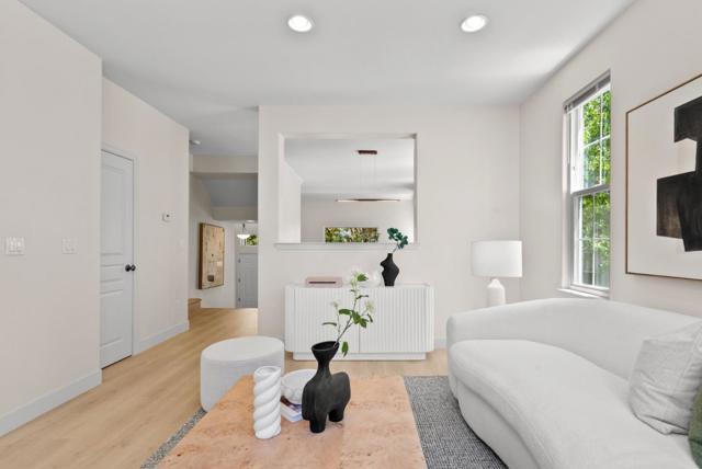4048 Fitzpatrick Way, Santa Clara CA: https://media.crmls.org/mediaz/59b52eea-7141-4e73-8a66-a9ef0bd2e255.jpg