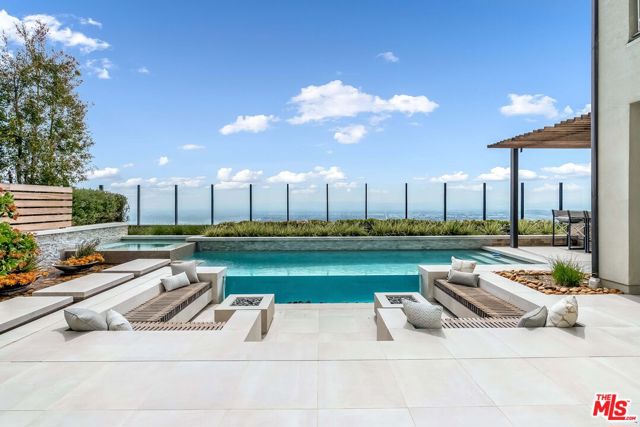 20378 W Marlow Lane, Porter Ranch CA: https://media.crmls.org/mediaz/59b53b29-1594-453d-bb33-d2bb3c51d2e4.jpg