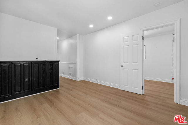 3915 1/2 S Budlong Avenue, Los Angeles CA: https://media.crmls.org/mediaz/59b54735-bab9-4832-9c27-e689d2488c63.jpg