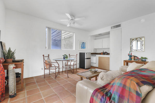 Image 3 of 30 For 78225 Cortez Lane 185