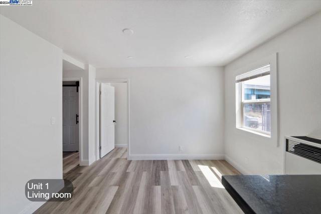 Image 4 of 51 For 3325 8th St  