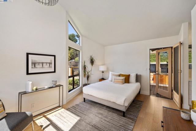 5708 Colton Blvd, Oakland CA: https://media.crmls.org/mediaz/59b6b8bc-3a57-4563-880a-df15af50f1db.jpg