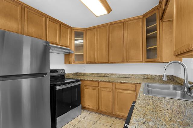 6333 COLLEGE GROVE WAY, San Diego CA: https://media.crmls.org/mediaz/59b6d52f-310c-426e-bcab-8968cd2239c5.jpg