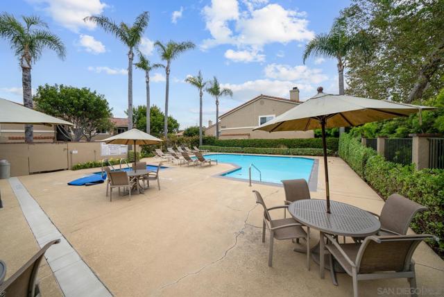 Image 24 of 27 For 7405 Charmant Dr  2417