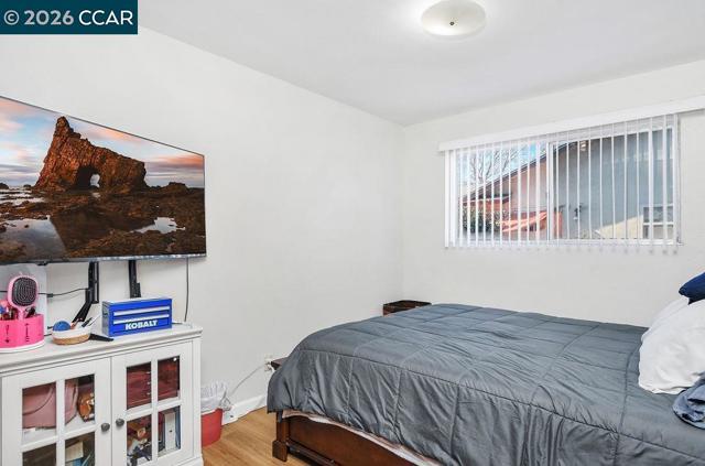 5218 5222 Norma Way, Livermore CA: https://media.crmls.org/mediaz/59b7ccc8-cff6-430e-a408-bdb6dd7d9417.jpg