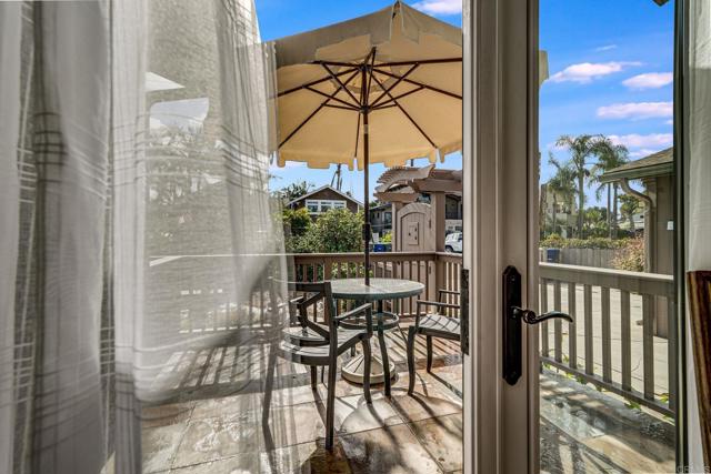 Detail Gallery Image 3 of 71 For 260 27 St, Del Mar,  CA 92014 - 3 Beds | 2 Baths