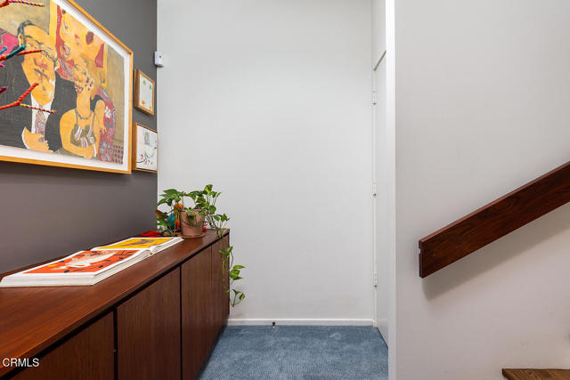 1055 Sherwood Road, San Marino CA: https://media.crmls.org/mediaz/59b977a6-6698-434b-9f01-2f9fa6609d76.jpg